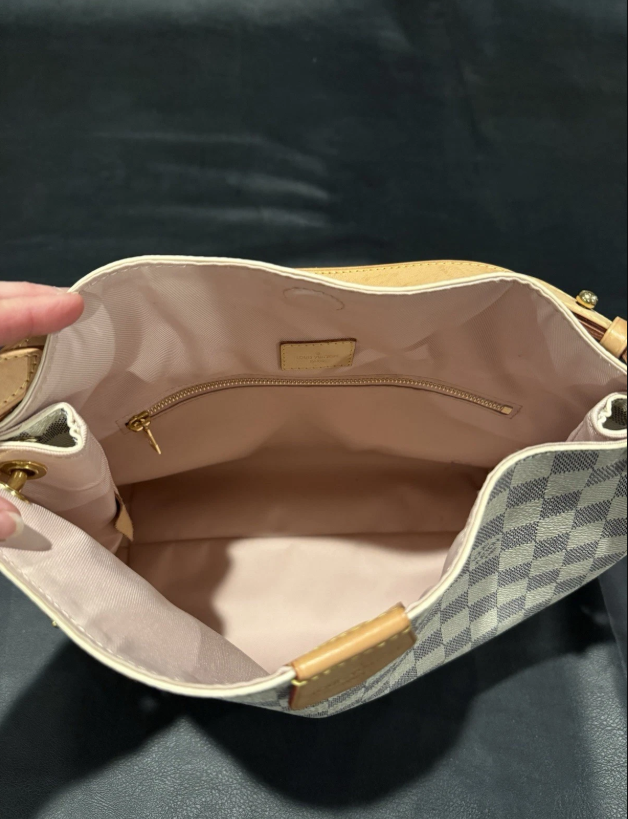 Louis Vuitton Damier Azur PM Graceful gently loved condition