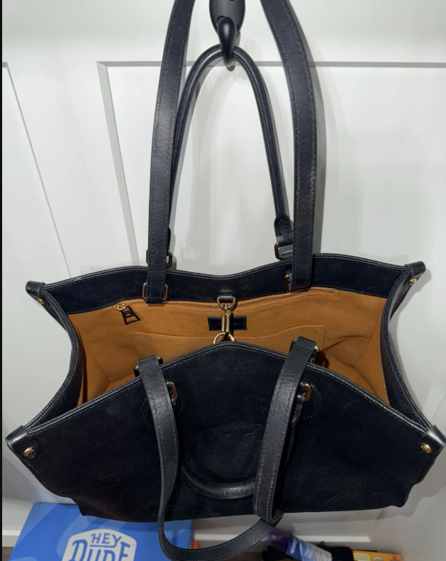 Louis Vuitton On the Go Black mm Monogram Empreinte Bag