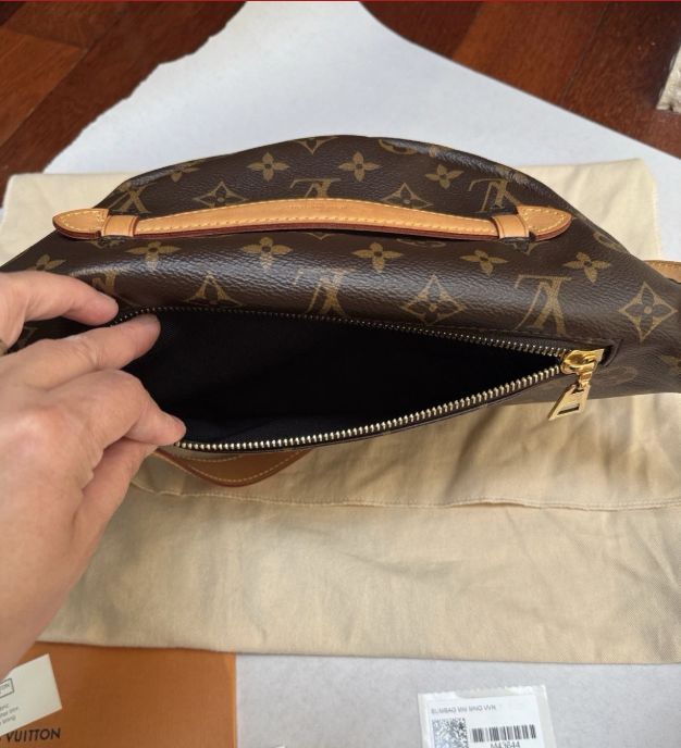 Louis Vuitton Authentic Bumbag Monogram