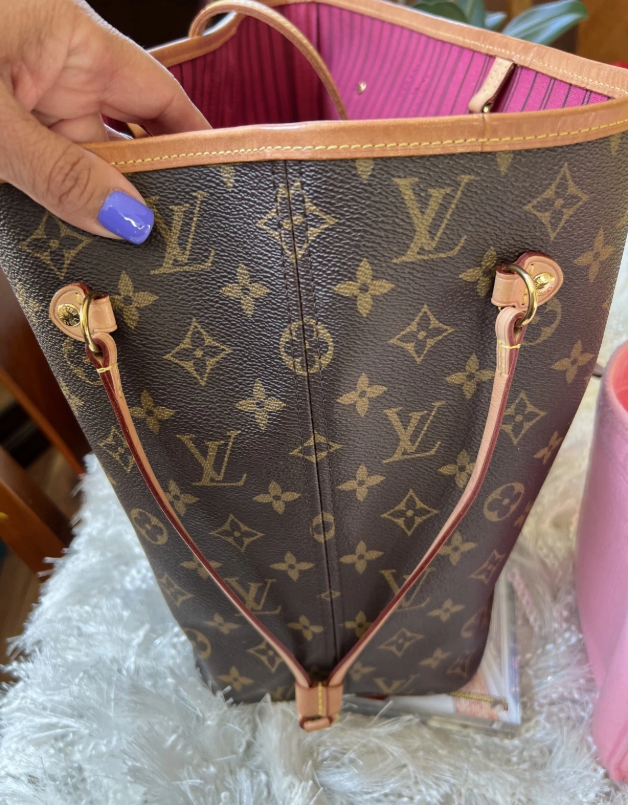 Louis Vuitton Neverfull MM Monogram Tote Bag M41178