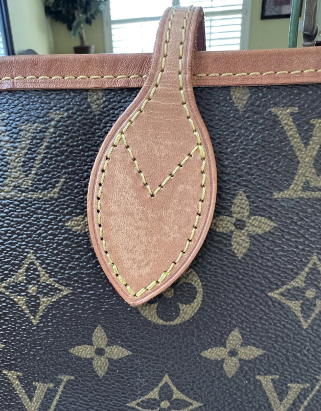 Louis Vuitton Neverfull MM Monogram Tote Bag M41178