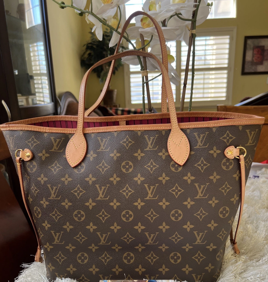 Louis Vuitton Neverfull MM Monogram Tote Bag M41178