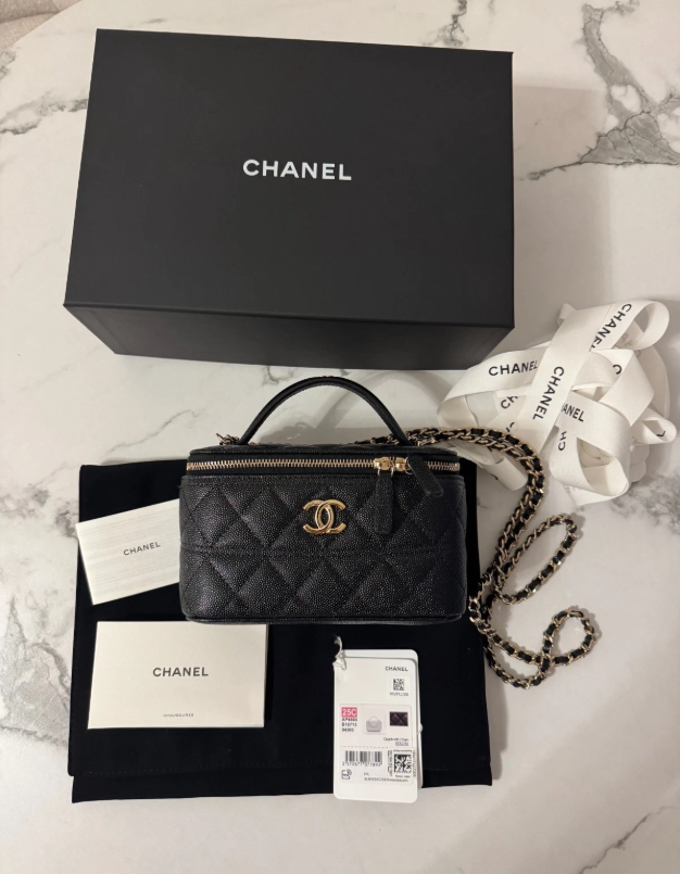 Chanel Caviar 25C Vanity with Chain NIB Authentic