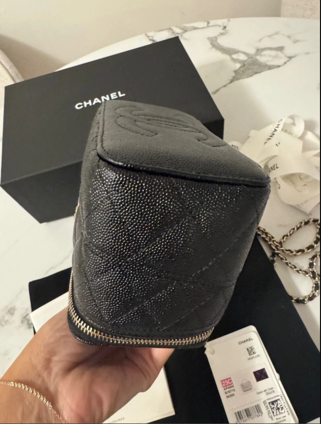 Chanel Caviar 25C Vanity with Chain NIB Authentic