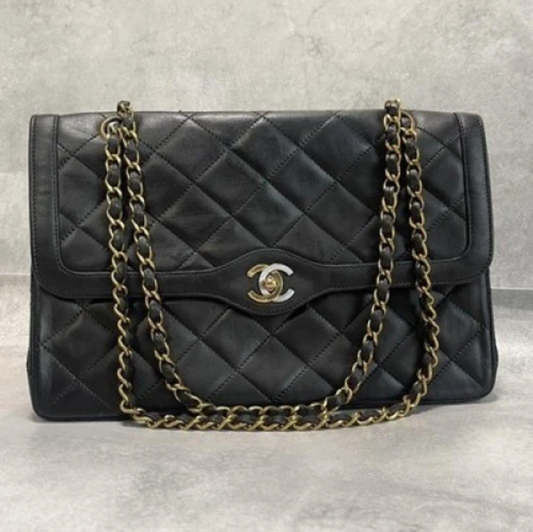 CHANEL CC Paris Matelasse Double Flap Chain Shoulder Bag Leather Black authentic