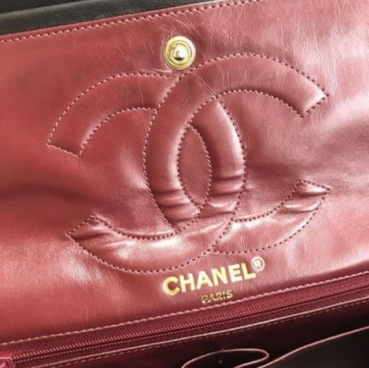 CHANEL CC Paris Matelasse Double Flap Chain Shoulder Bag Leather Black authentic