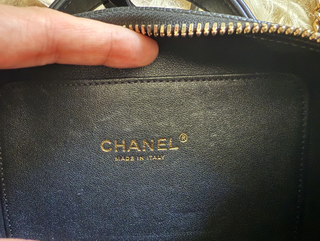 Chanel Vanity Case Small Black Caviar Leather Chain Shoulder Bag Authentic