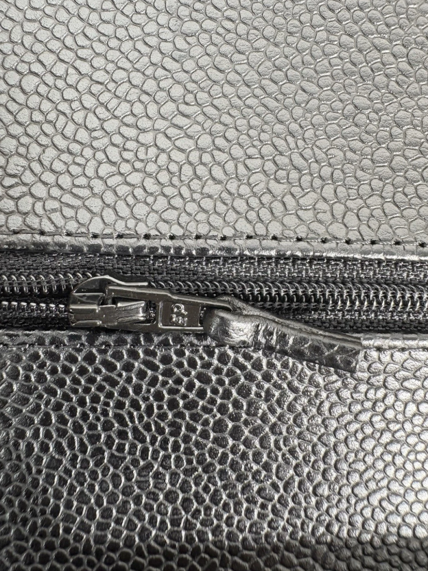 CHANEL Classic Black caviar jumbo Classic Double Flap Large