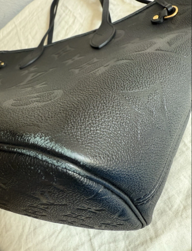 LOUIS VUITTON Empreinte Neverfull MM Tote